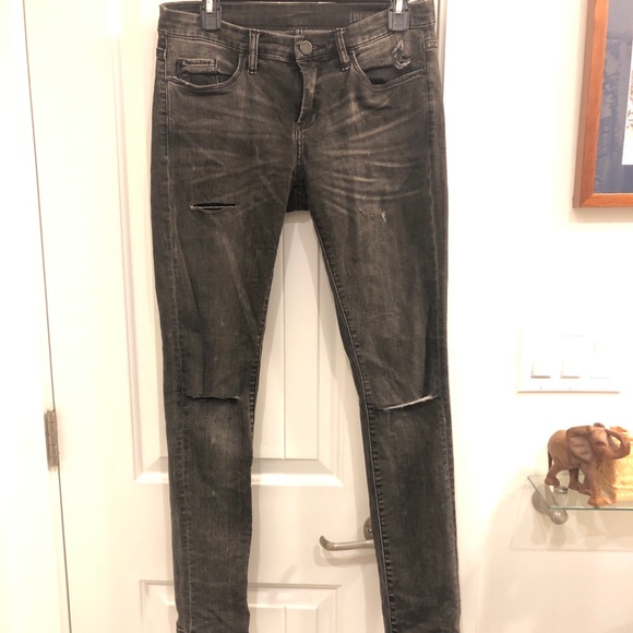 Blank NYC Charcoal Distressed Jeans - Picture 1 of 4